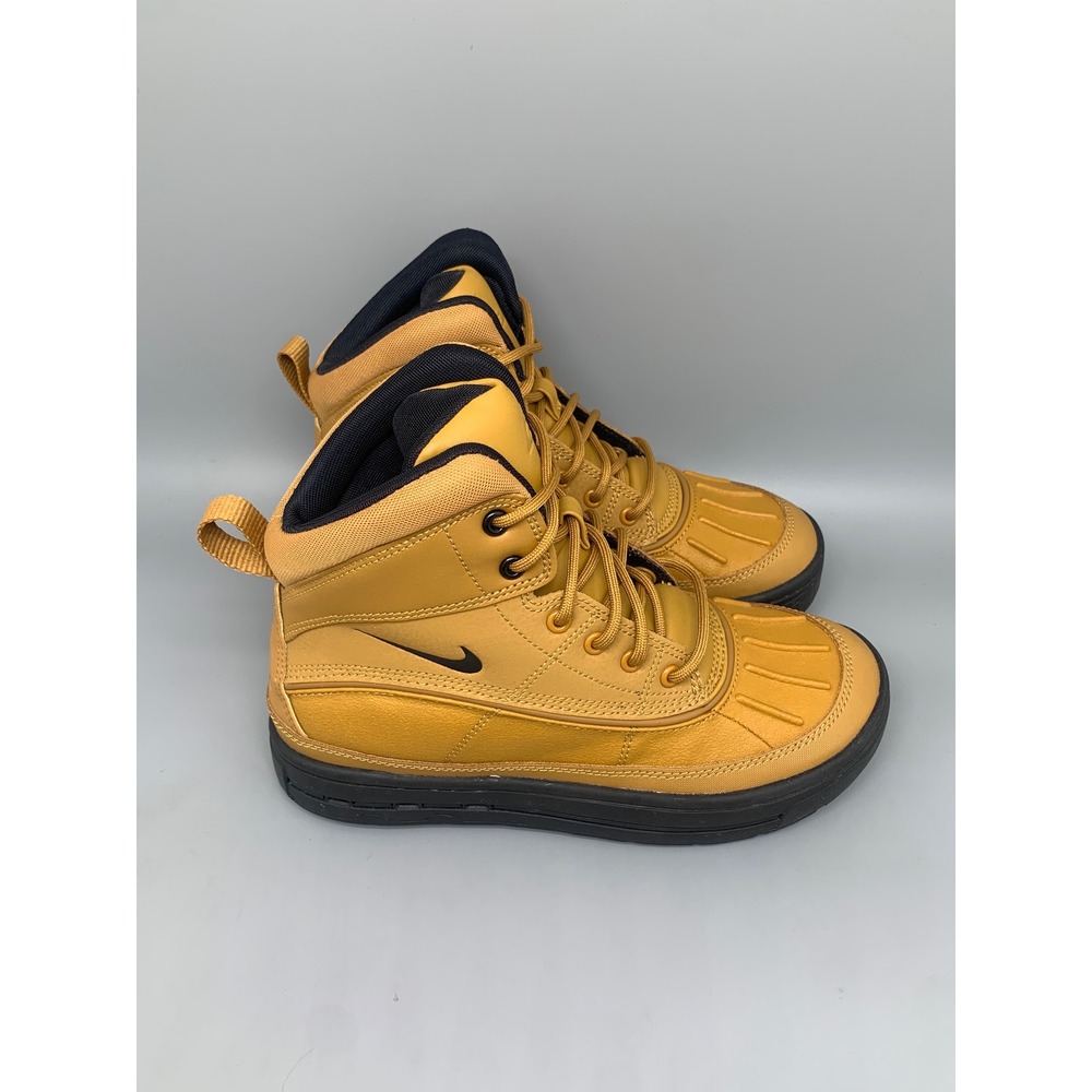 Nike Woodside 2 High ACG Wheat Boots 524872-703 Kids Sz 3.5Y Women's Sz 5